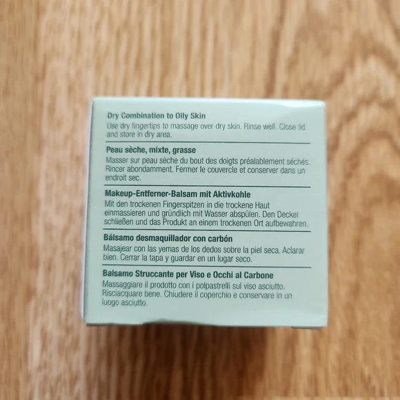 NWT Clinique Take the Day Off Charcoal Cleansing Balm Sample Size - Picture 4 of 5